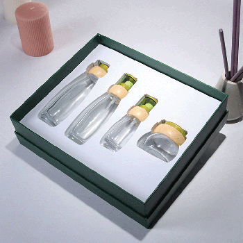 Customized Turquoise exquisite perfume gift box set 4 pieces of combination high-grade gilding
