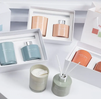 White base and lid Festival fragrance candle Gift Box
