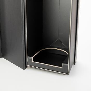Black folding wine box