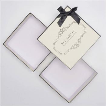 White Base and Lid Gift Box